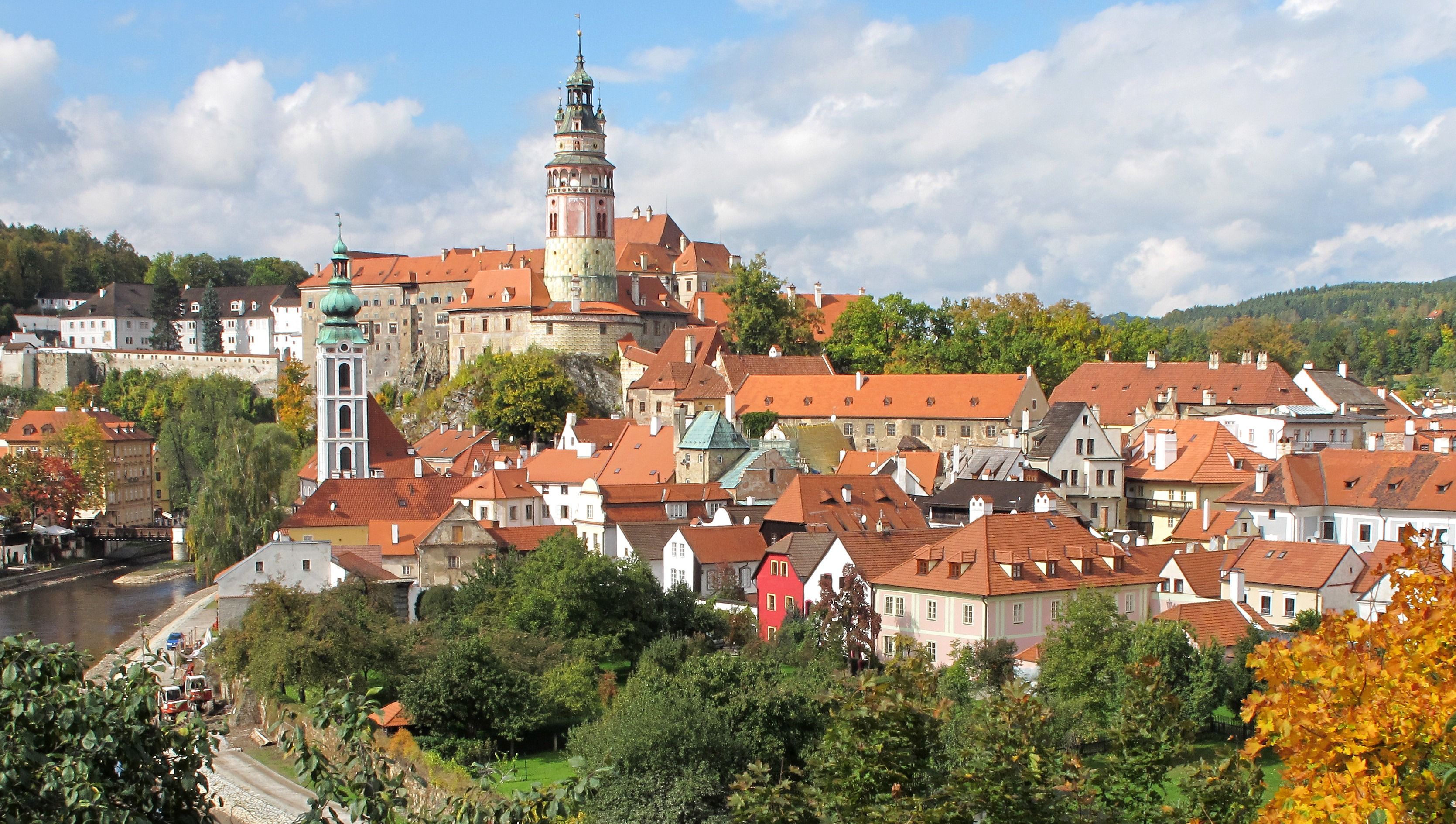 Discover the Landscape of the Czech Republic with VBT