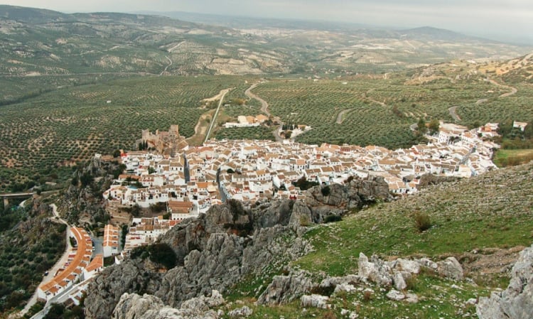 By Manuel Vilela (Cadoalla) (Own work) [CC BY-SA 3.0 es (http://creativecommons.org/licenses/by-sa/3.0/es/deed.en)], via Wikimedia Commons