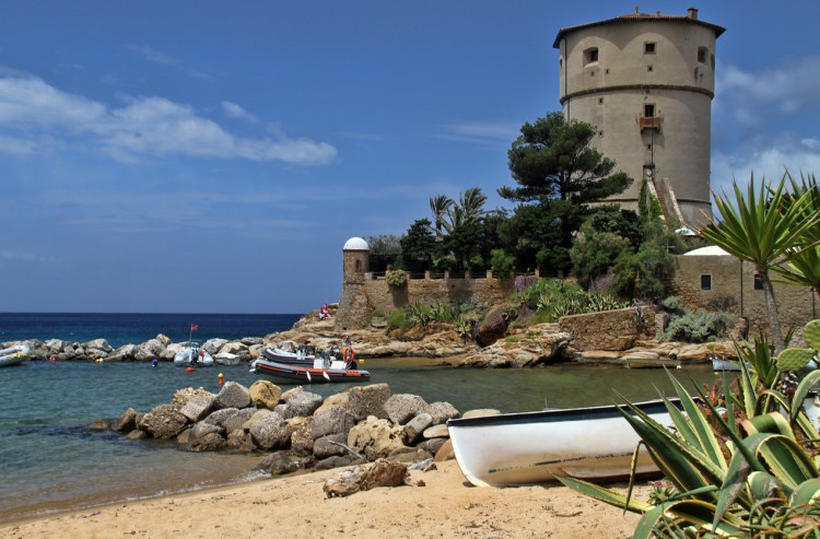 Campese beach, isolo del Giglio, Tuscany