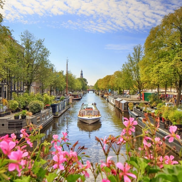 Holland in Springtime Bike & Boat: Aboard Magnifique
