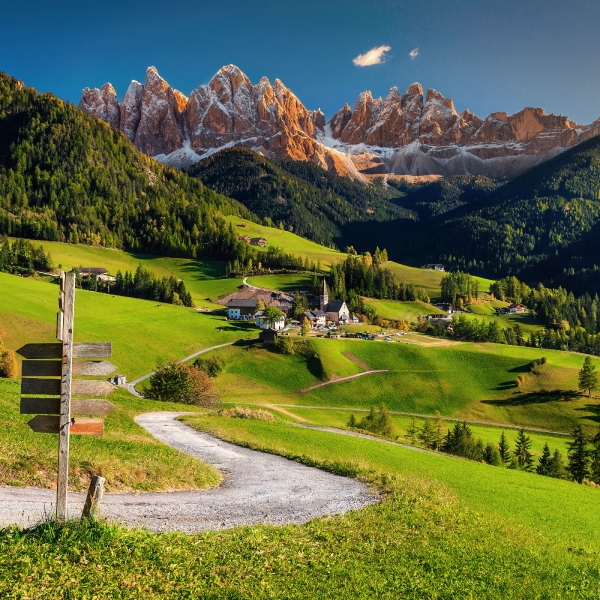 Italy: Valleys of the Dolomites 12