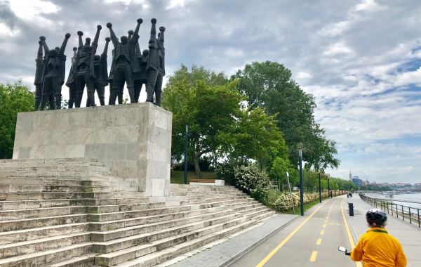 Danube Bike & River Cruise: Nuremberg to Budapest