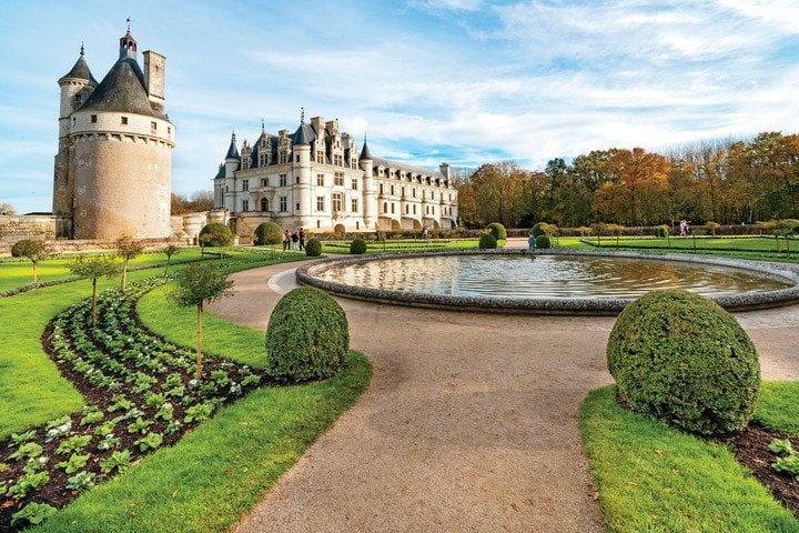 A Sunset Garden Stroll at the Château de la Bourdaisière 7